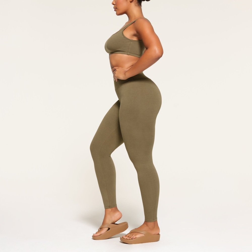 SKIMS 2 pairs of  LEGGING - Picture 3 of 7